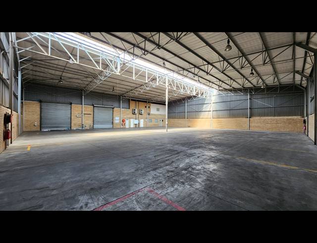 2,990M² WAREHOUSE FOR SALE IN SPARTAN
